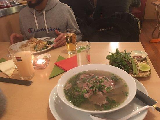 Na Sushi & Nudelbar